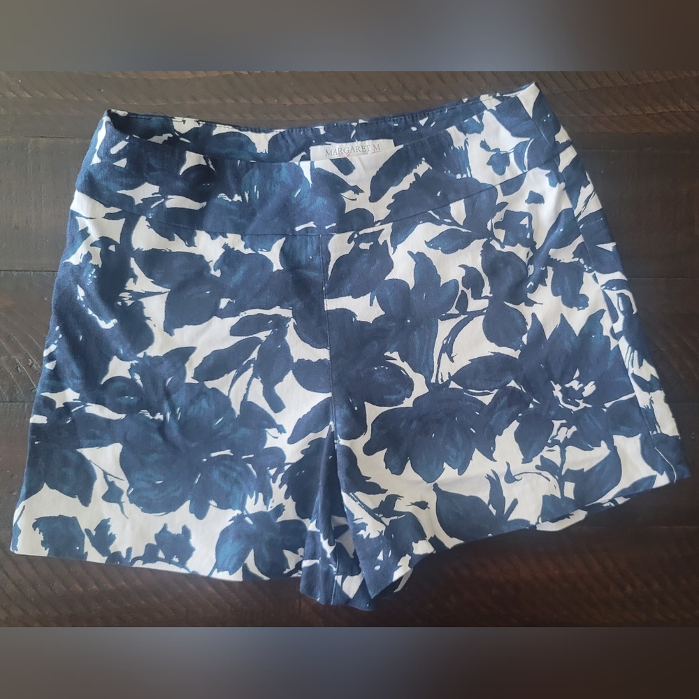 Margaret M slimming shorts